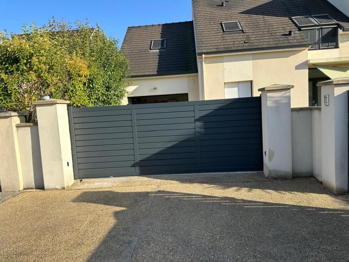 Création et pose de menuiserie intérieure extérieure à Montrouge