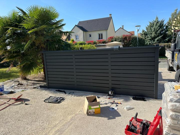 Création et pose de menuiserie intérieure extérieure à Montrouge